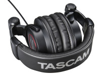 Tascam TH-11 Tascam TH-11